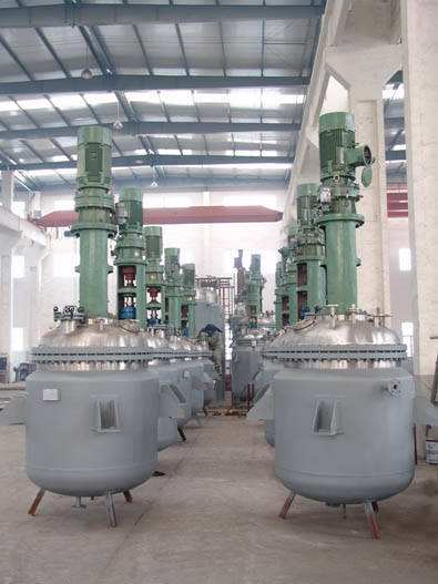 反應(yīng)釜攪拌專(zhuān)用立式擺線針輪減速機(jī)帶機(jī)架（附圖）